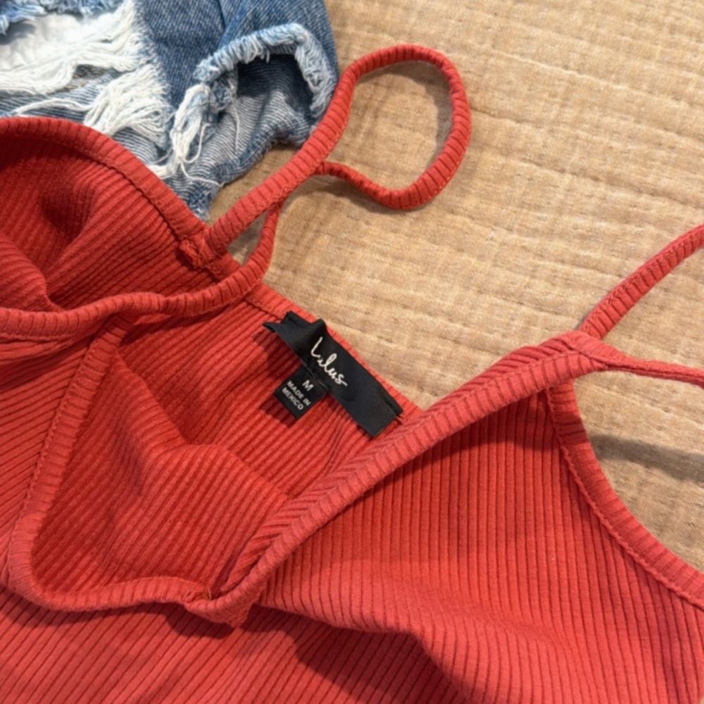 Lulu's Ribbed Red V-Neck Bodysuit - Picture 2 of 2